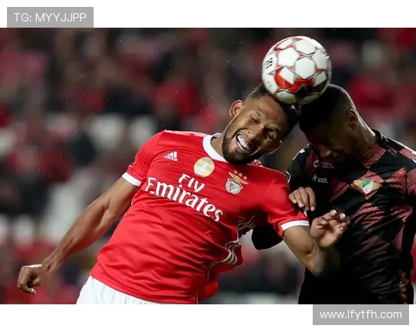 足球界二十七号球星盘点各大联赛顶尖球员表现分析