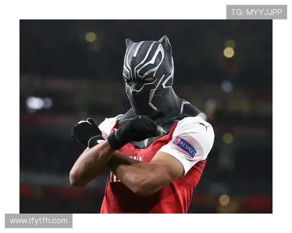 黑豹球星足球:赛场上的王者风采与传奇人生